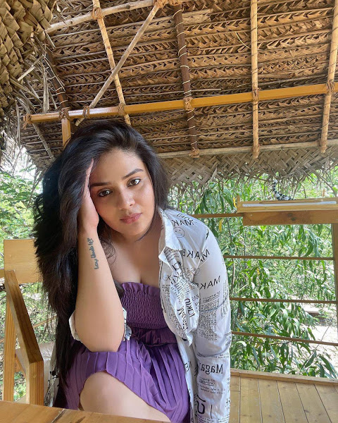 Telugu TV Anchor  SREE MUKHI recent photoshoot