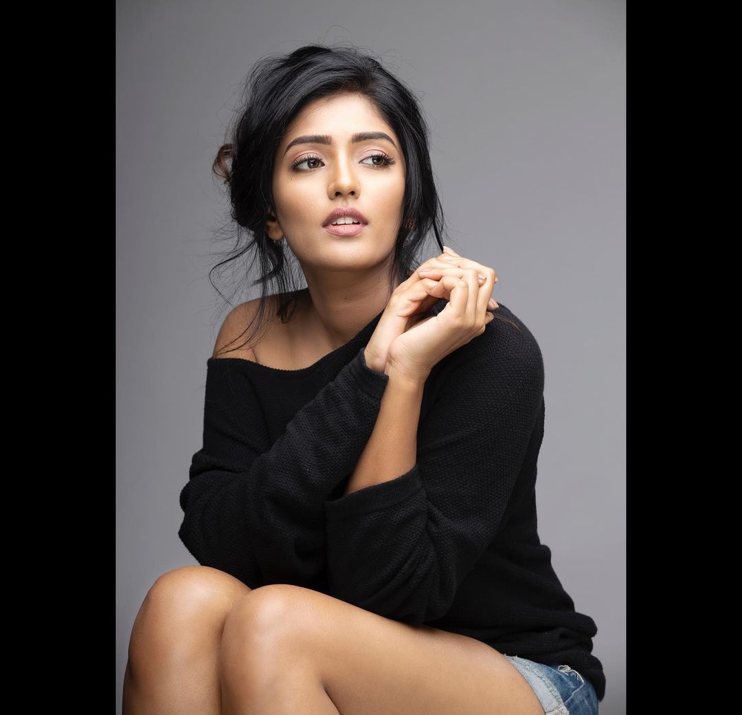 Telugu actress ESHA REBBA recent stills