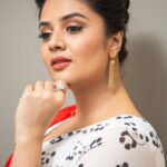 Sreemukhi 03