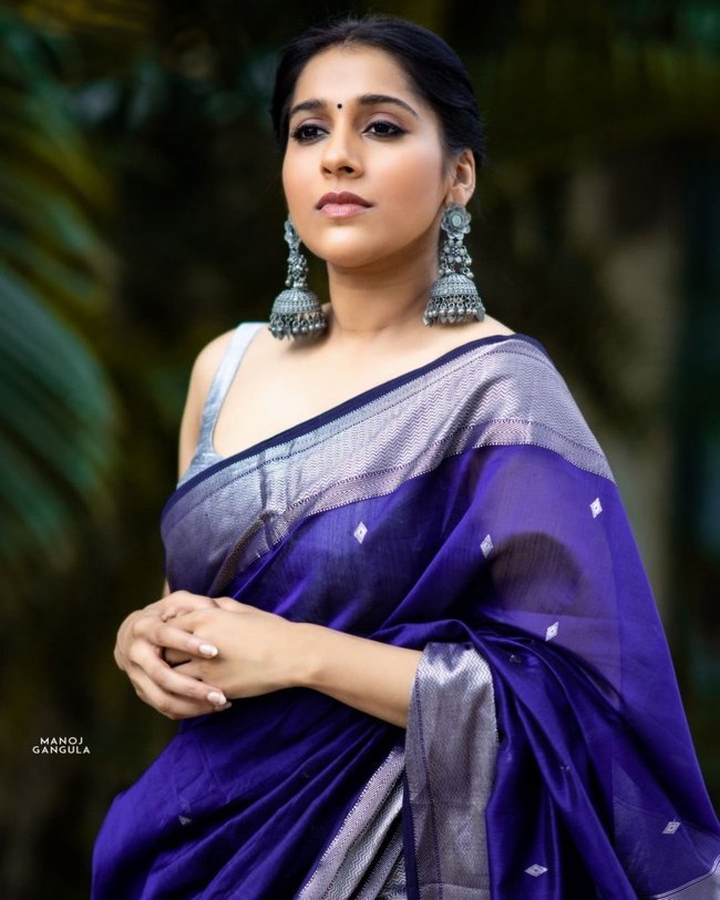 Rashmi Gautam 4