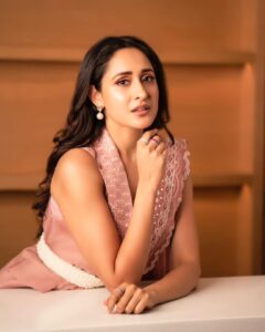 Pragya Jaiswal 02