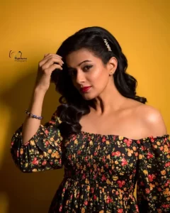 Priyamani 07