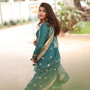 Hebah Patel 2