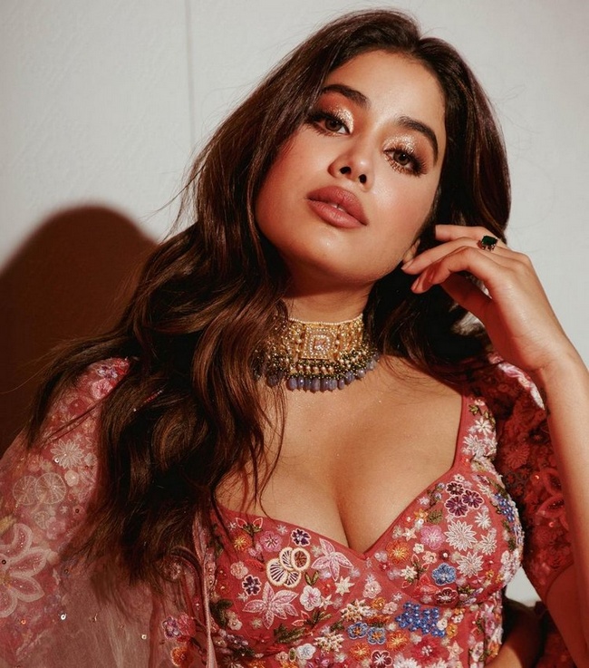 Janhvi Kapoor 1