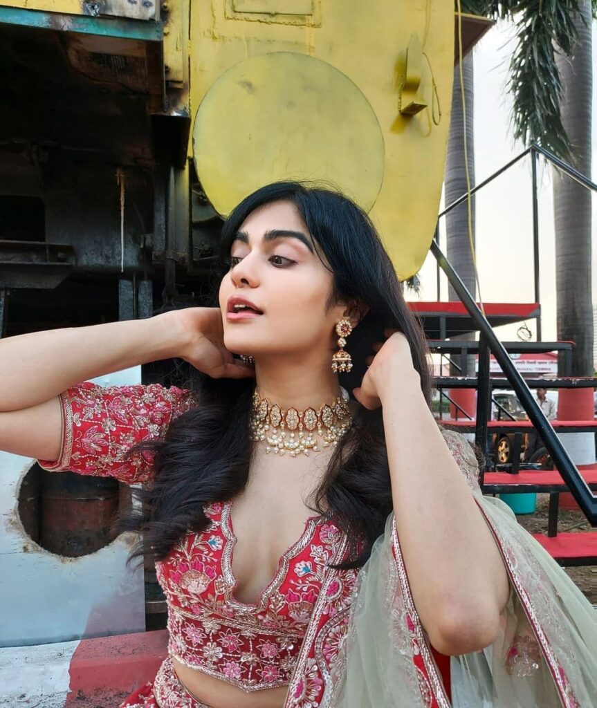 Adah Sharma 04