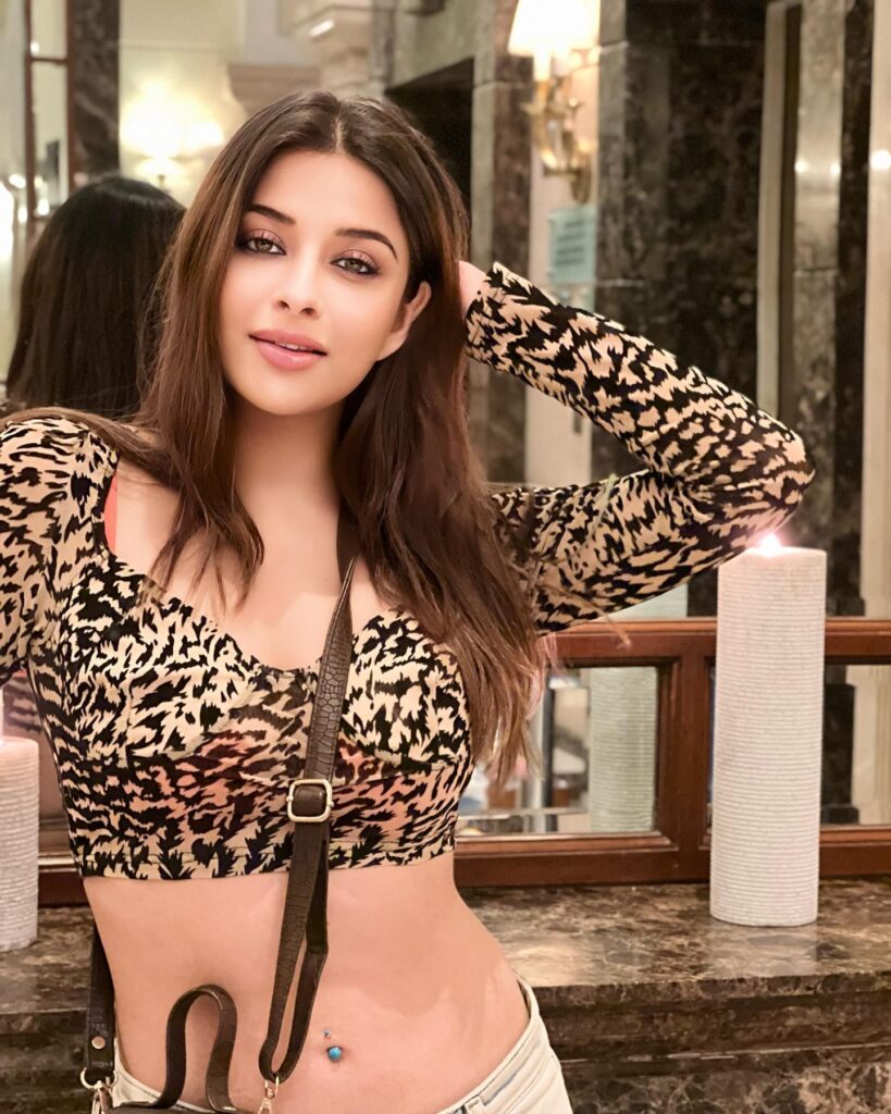 Nyra Banerjee 4