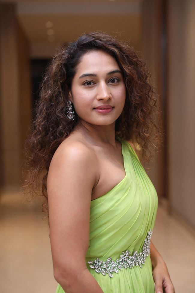 Pooja Ramachandran 4