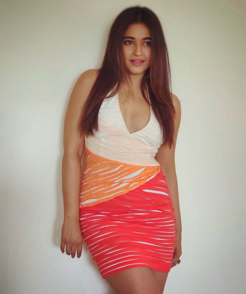 Poonam Bajwa 3 1