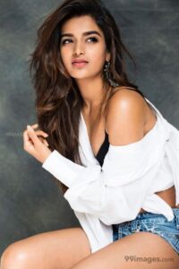 nidhhi agerwal 1 1