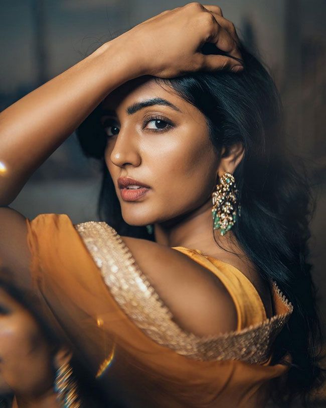 Eesha Rebba looks cool in yellow outfit