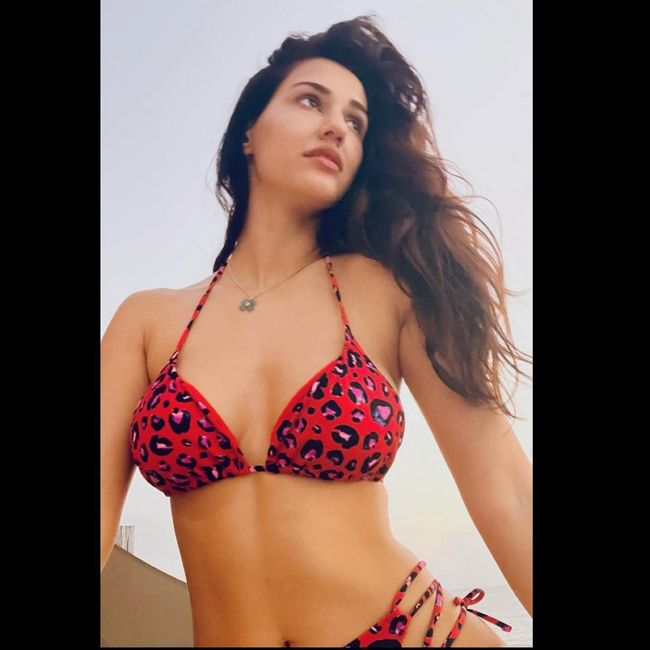 Disha Patani sizzling stills in red bikini