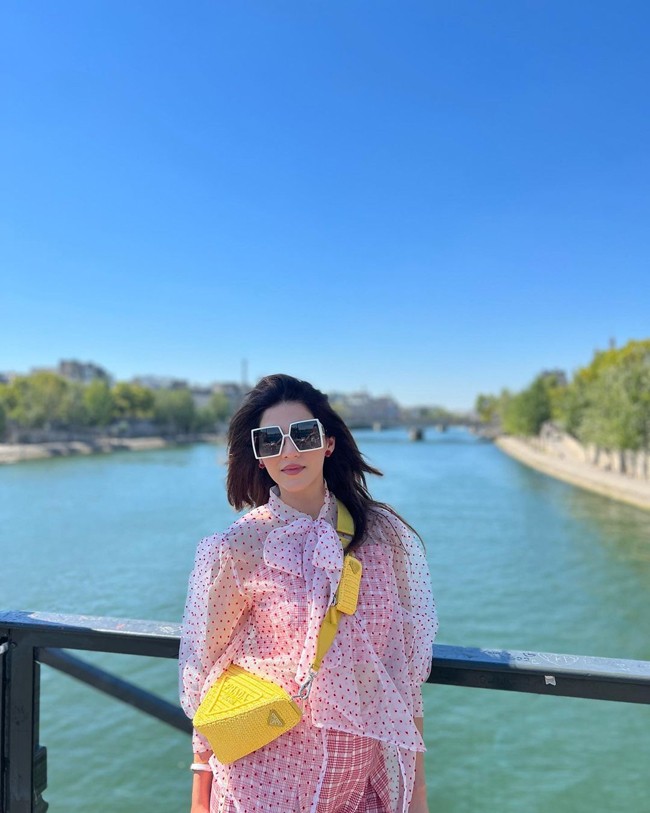 Mehreen Kaur Pirzada stills during her vacation trip