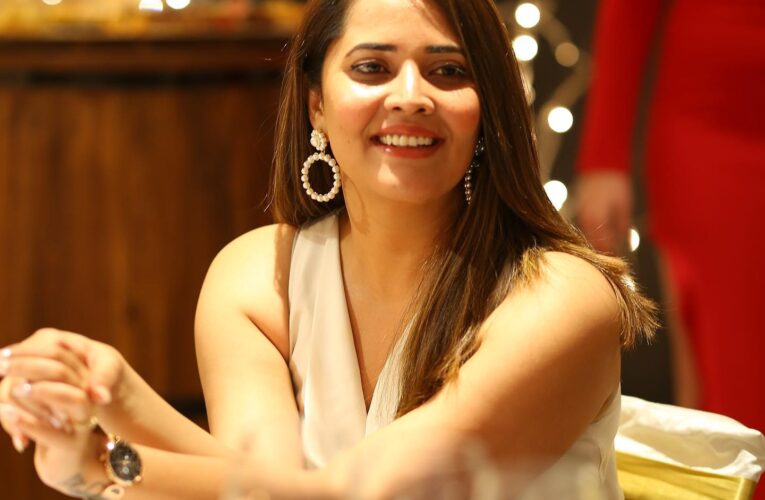 Anasuya Bhardwaj looks fabulous during her dinner party