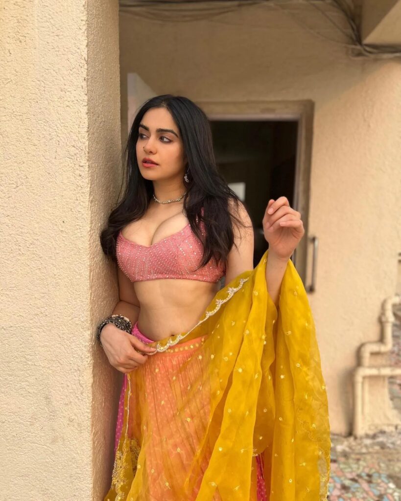 Adah Sharma 4