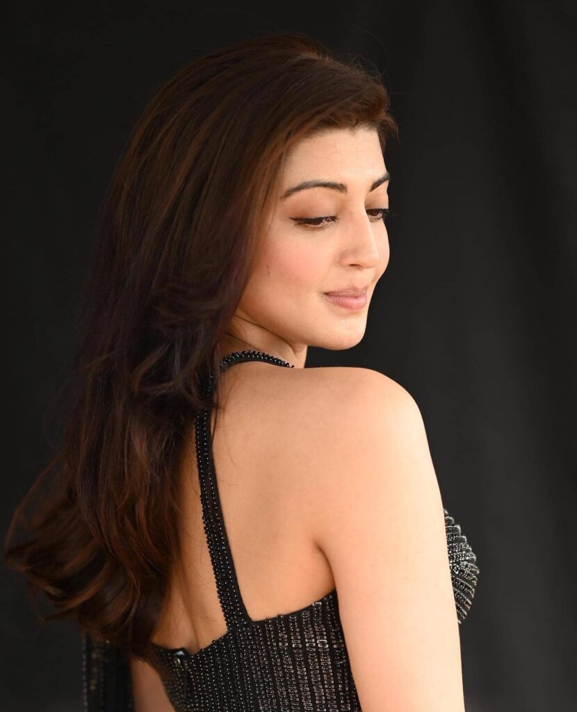 Pranitha 4