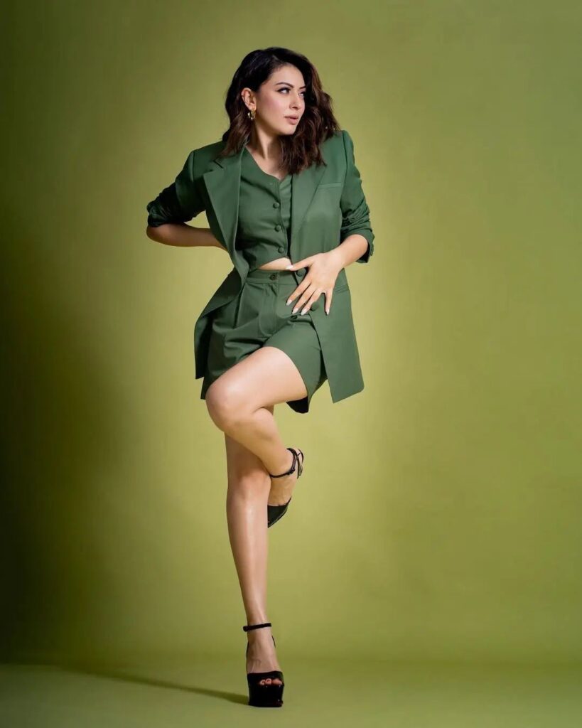 Hansika 1