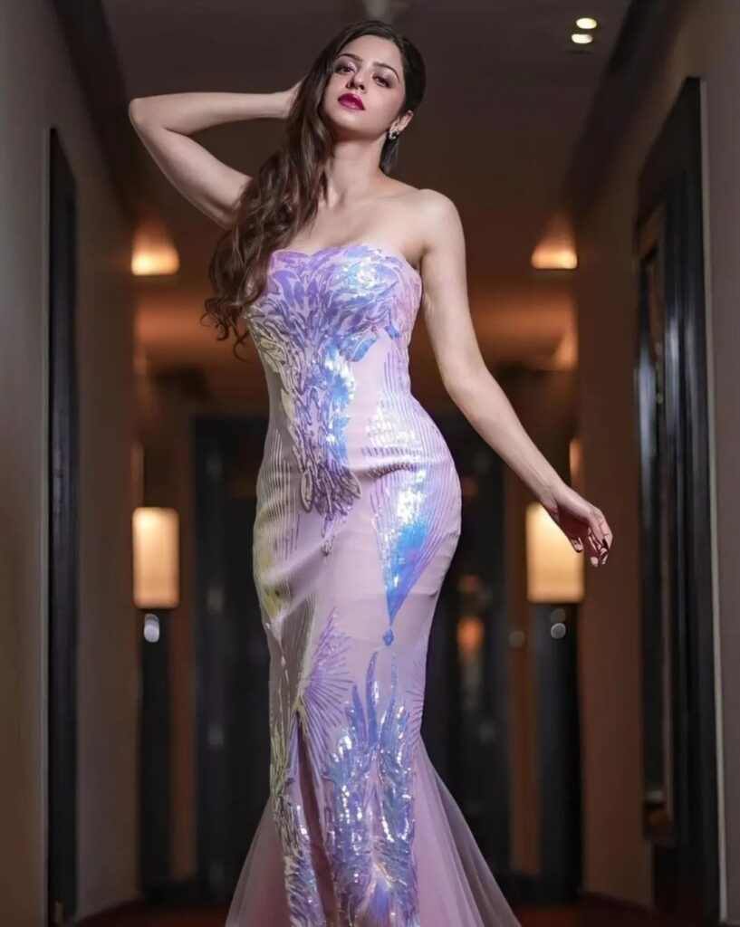 Vedhika in gown 5