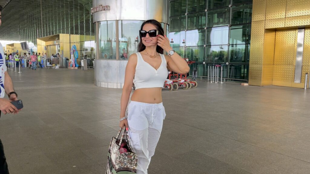 Ameesha Patel spotted at Airport 11