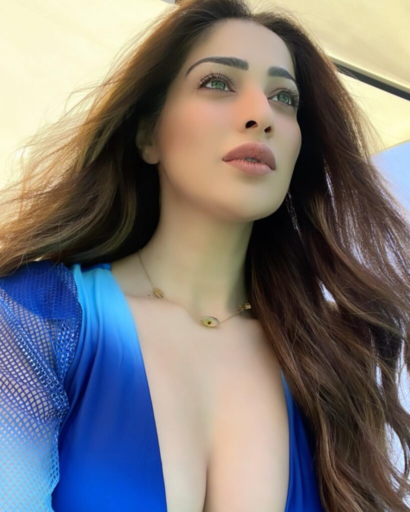 Raai Laxmi 5 1