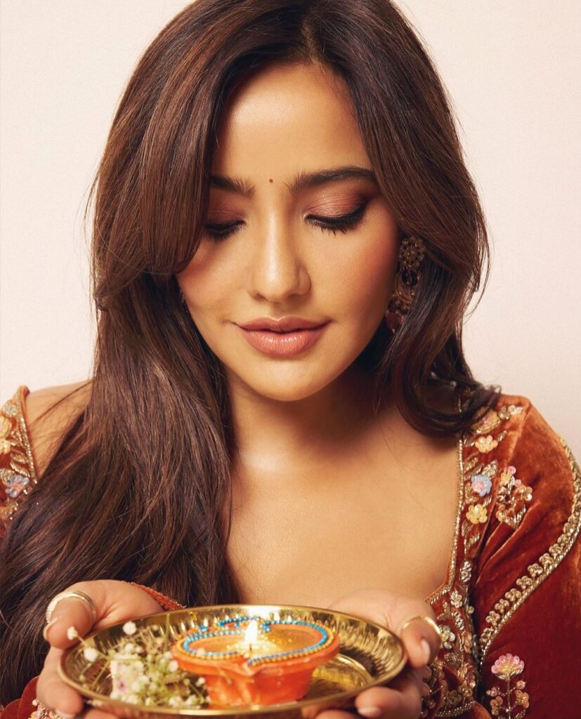 Neha Sharma 4