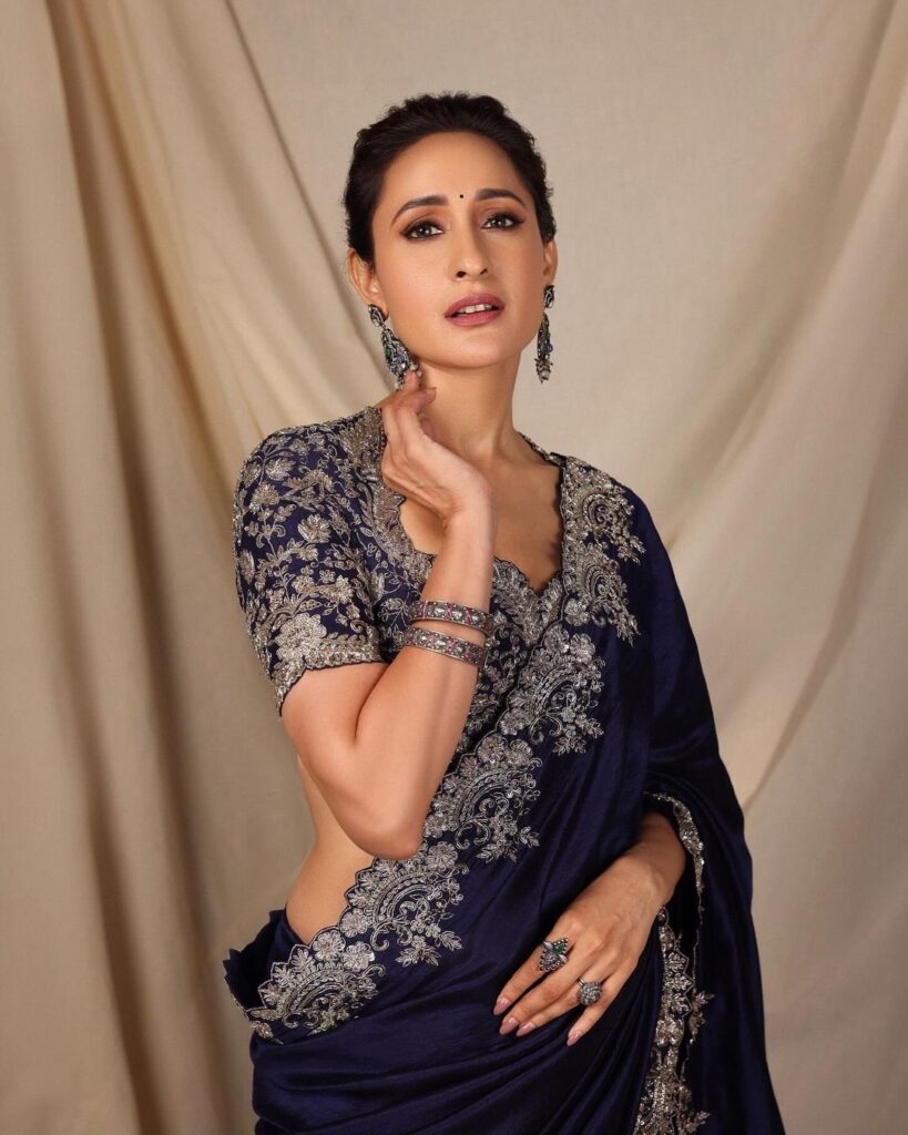 Pragya Jaiswal 8