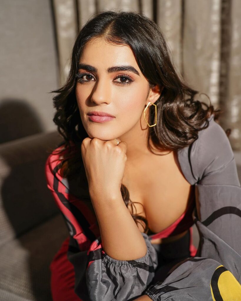 Kavya Thapar 4