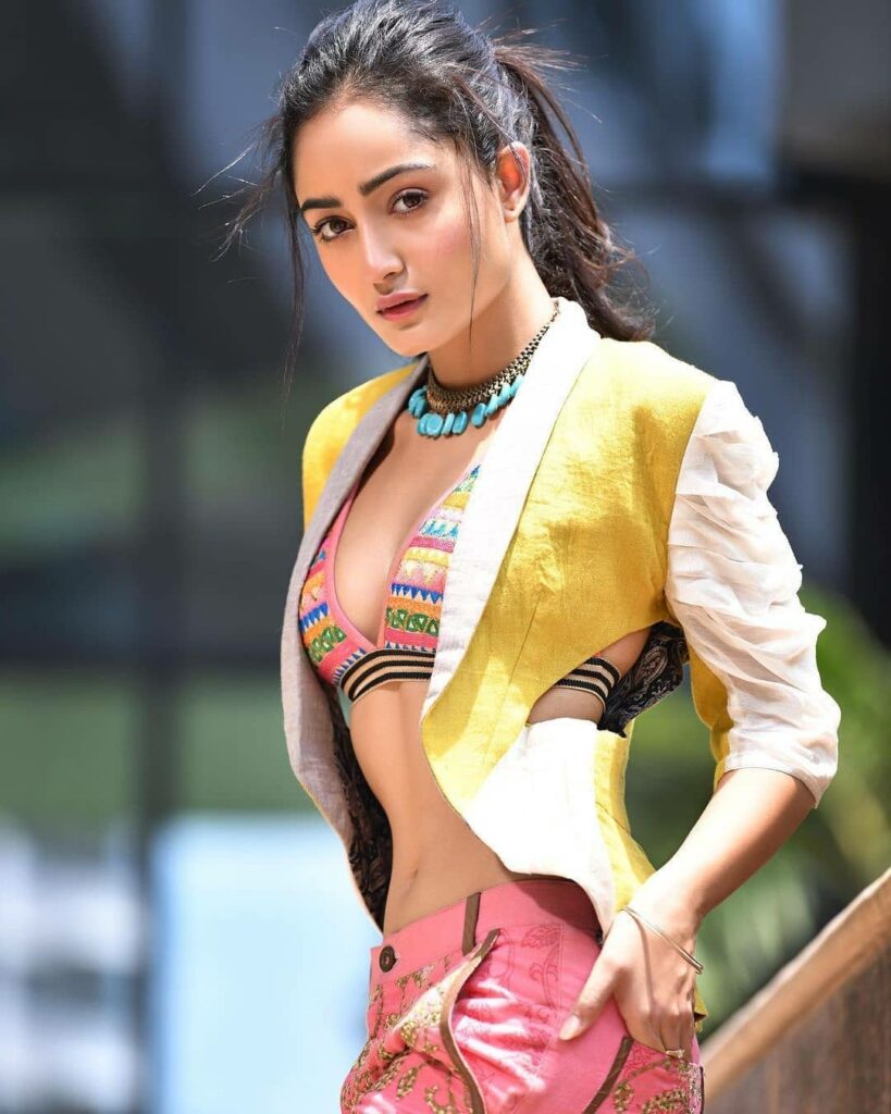 Tridha Choudhury 3 3